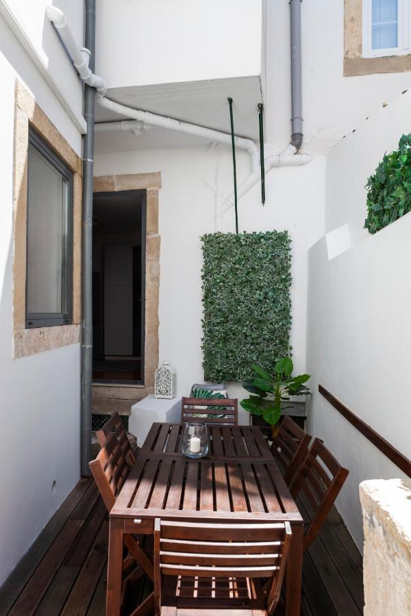 Alfama Terrace Apartment With Authentic XVIII Tiles And Historic Notes 3 Bedrooms & 2 Bathrooms Ac Lisboa Extérieur photo